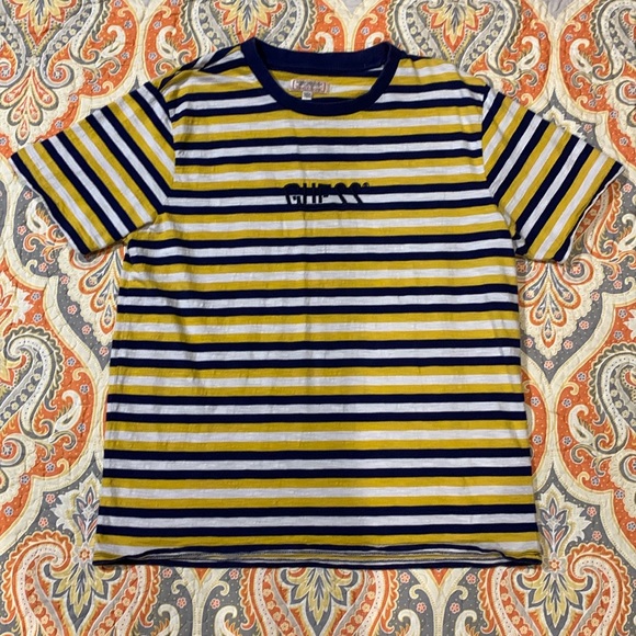 Vintage Men’s Striped Guess T-Shirt - Picture 2 of 3